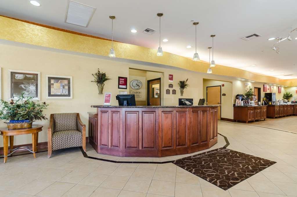 Comfort Suites Salina South Interieur foto